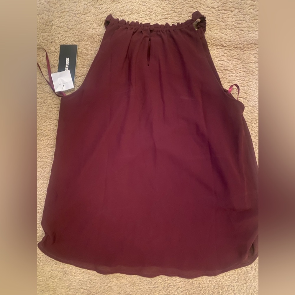 Sleeves dressy top - Picture 4 of 4